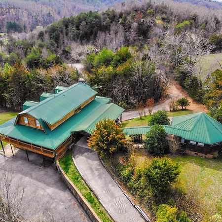 Smoky Bear Lodge With Guest House, Hot Tub, 1089 Free Tickets Each Paid Day, Dollywood And More Sevierville Dış mekan fotoğraf
