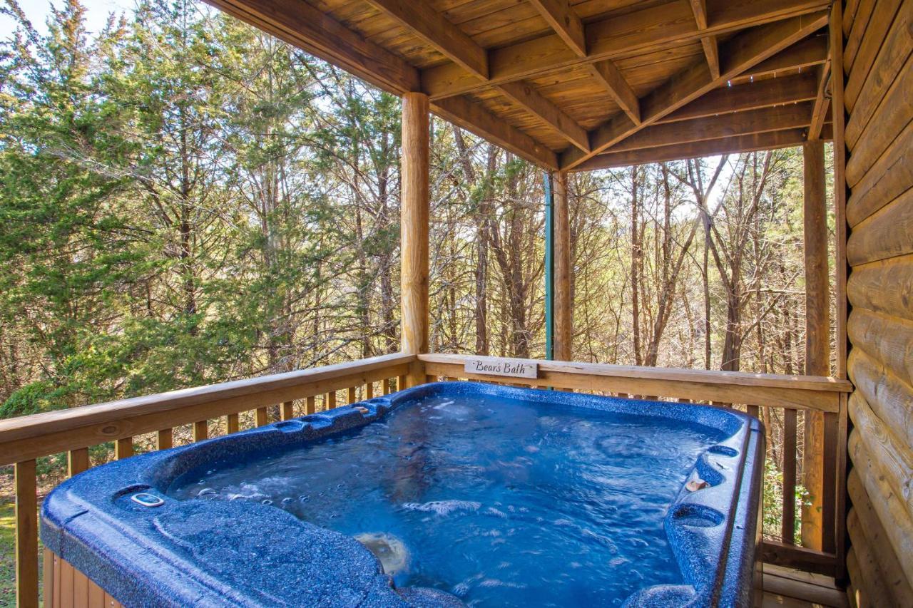 Smoky Bear Lodge With Guest House, Hot Tub, 1089 Free Tickets Each Paid Day, Dollywood And More Sevierville Dış mekan fotoğraf
